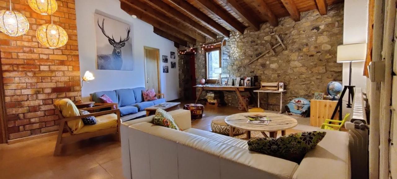 Rural La Rectoria De Pedra Hostel Bellver De Cerdanya